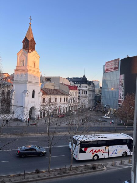 Sector 3, Gabroveni Bucuresti, (vis a vis de magazin Cocor)